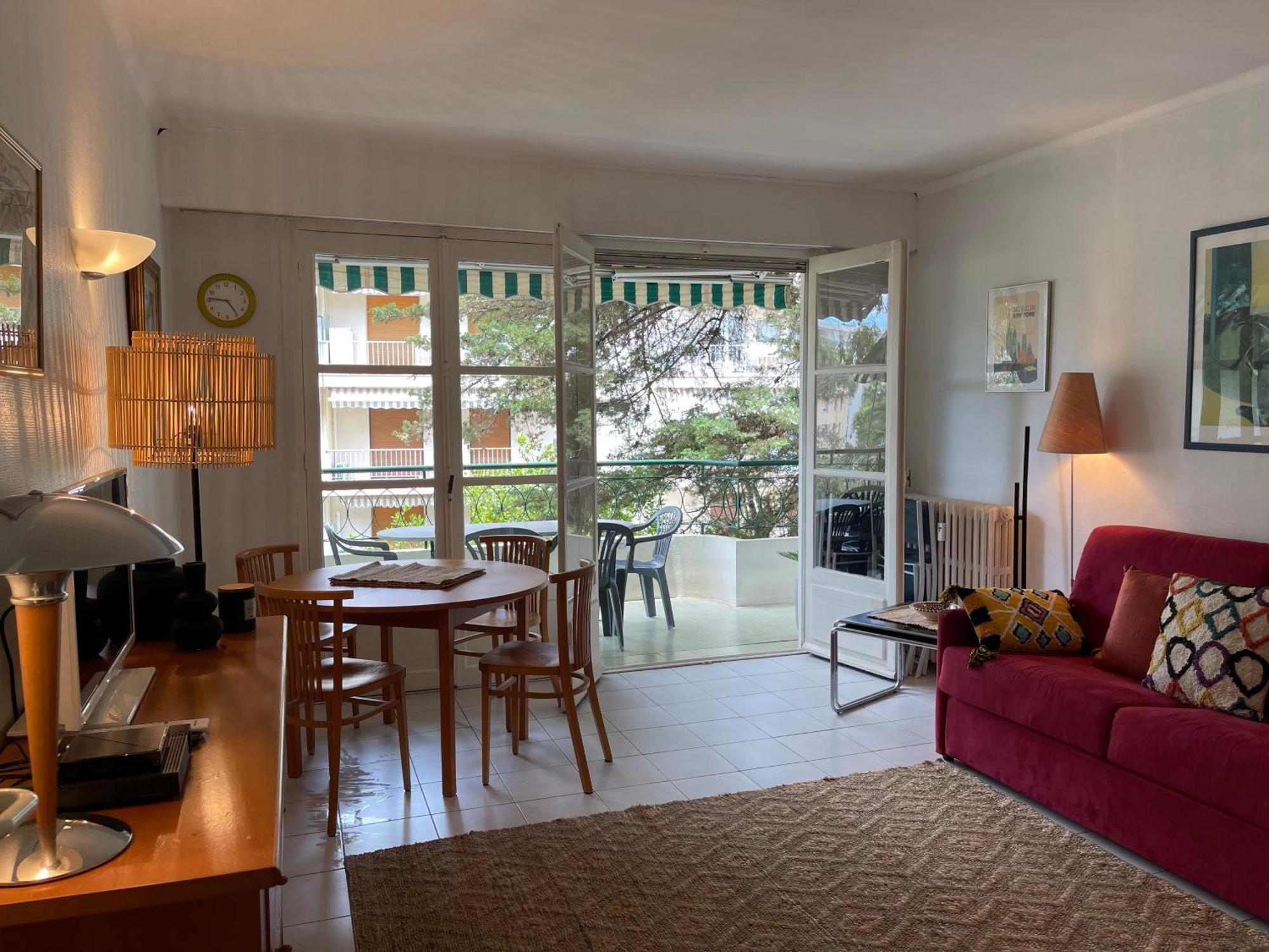 100 Metres De La Appartement *